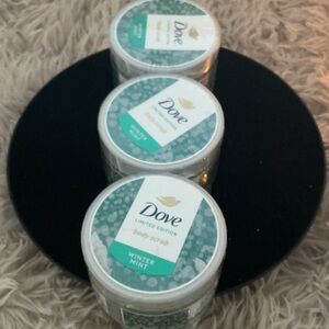 Dove Winter Mint Body Scrub - Limited Edition